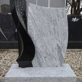 Grabstein vom Steinmetz in Wien